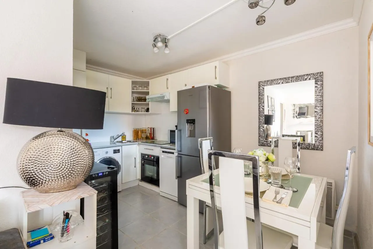 Appartement Le Sakharov à Fréjus