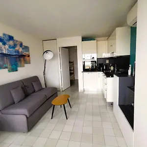  Appartamento Studio recent à 500 m des plages et du port